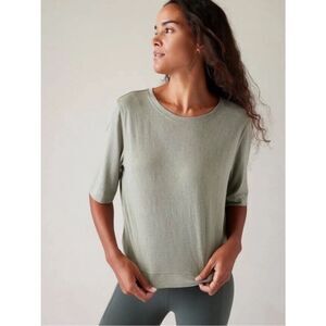 ATHLETA Breezy Serene Tee Muted Green Women’s Size Large